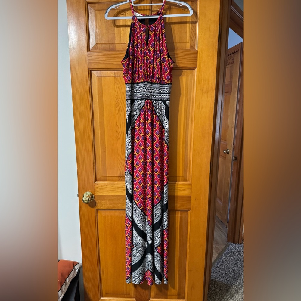 London Times Red and Black Geometric Maxi Dress